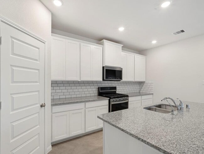 Building Photo - 21610 Reserve Ranch Trl