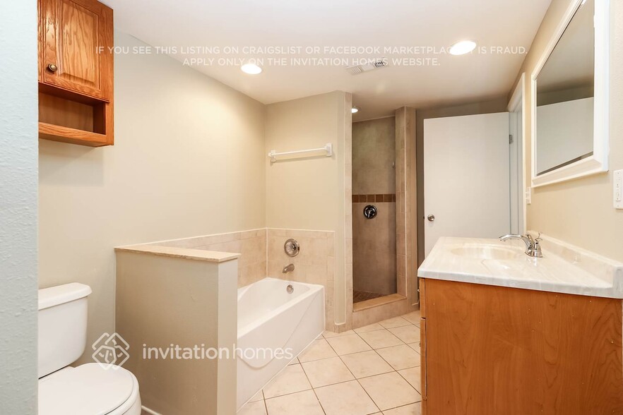 Building Photo - 3355 Ginsing Ln