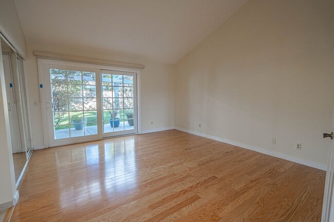 Building Photo - COMING SOON! Single Story 3 Bedroom Home F...