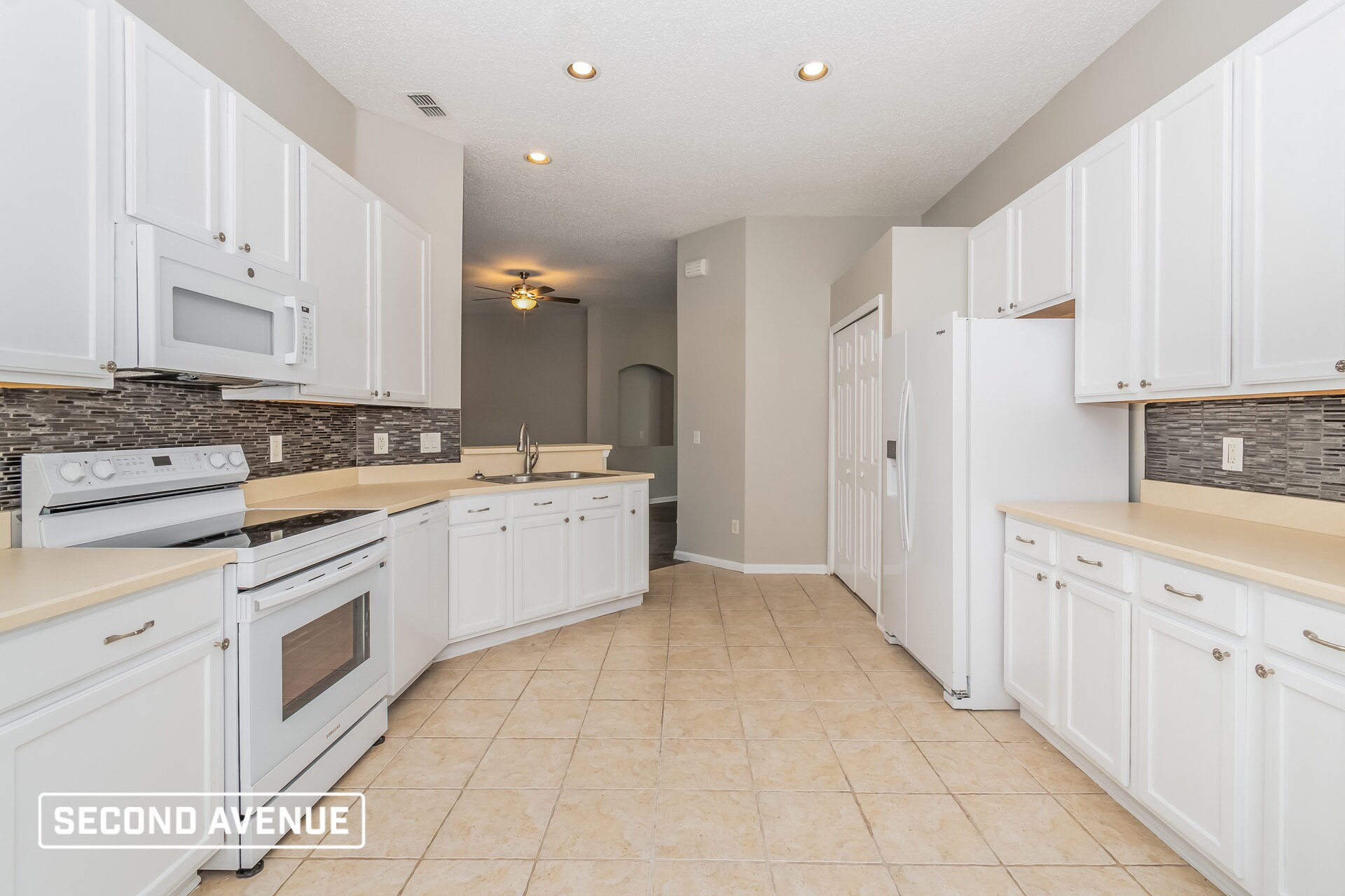 Building Photo - 549 Wakemont Dr