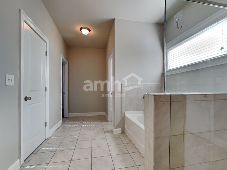 Building Photo - 199 High Trail Pass