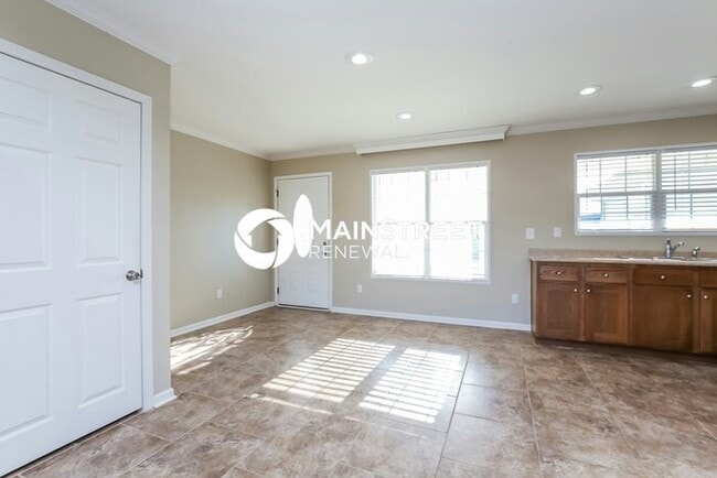 Building Photo - 3 Bedroom Pet-Friendly Home in Spring Hill...