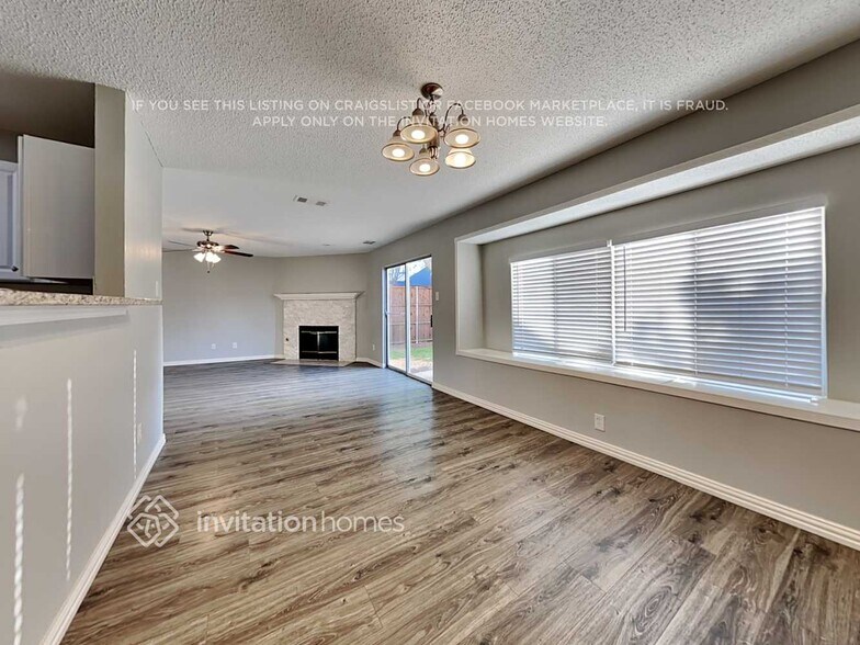 Building Photo - 2018 Cardinal Ln