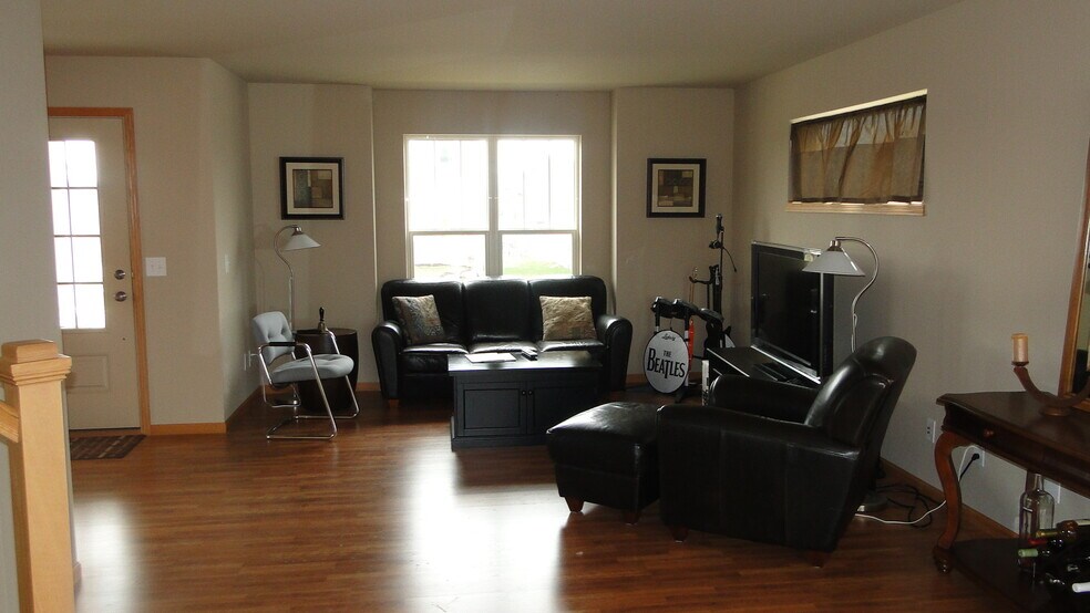 Building Photo - 9302 Briar Haven Dr