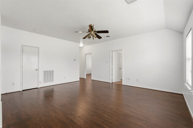 Building Photo - 15106 Turphin Way