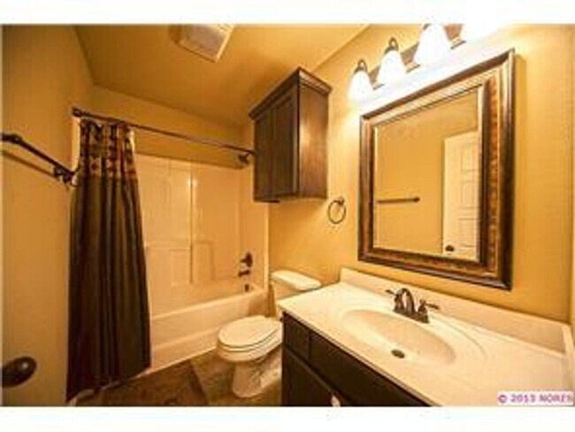 Building Photo - 3 Bed | 2 Bath | Tulsa | 1,560 sqft