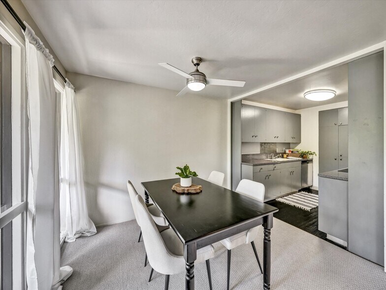Dining & Kitchen - 38 Surrey Ln