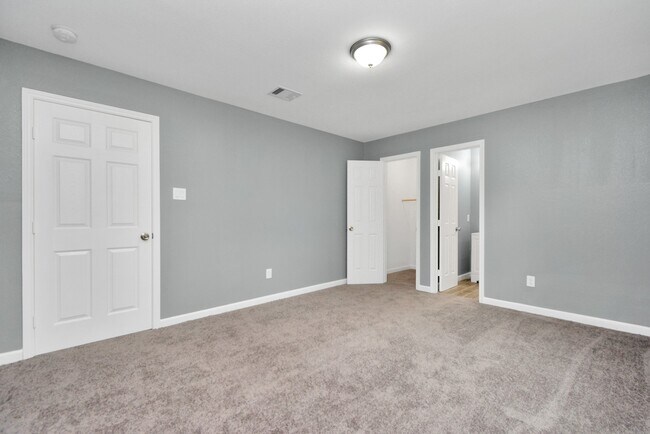 Building Photo - 7429 Springdale St