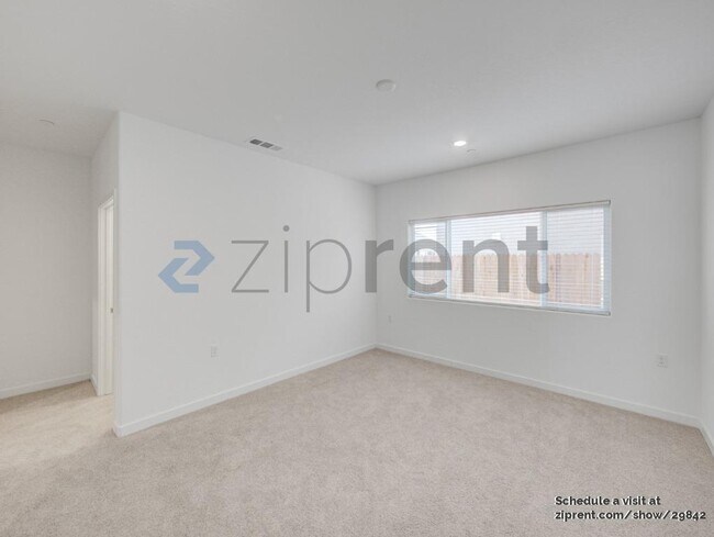 Building Photo - 7225 E Amherst Ave