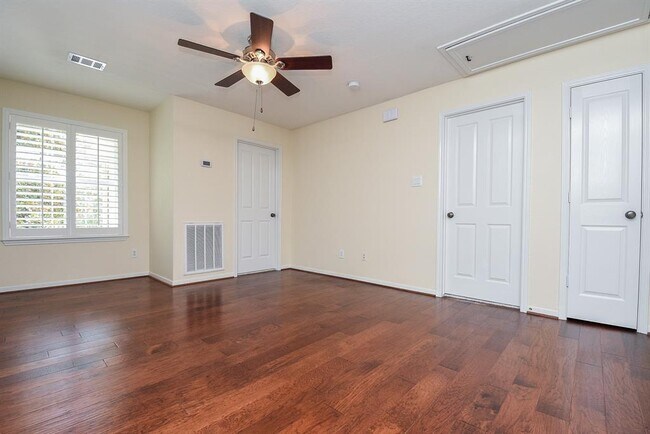 Building Photo - 158 W Sundance Cir