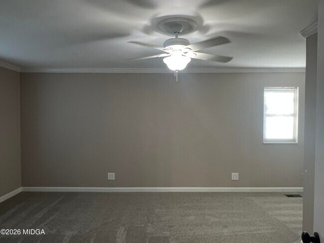 Building Photo - 1943 Northbrook Ave