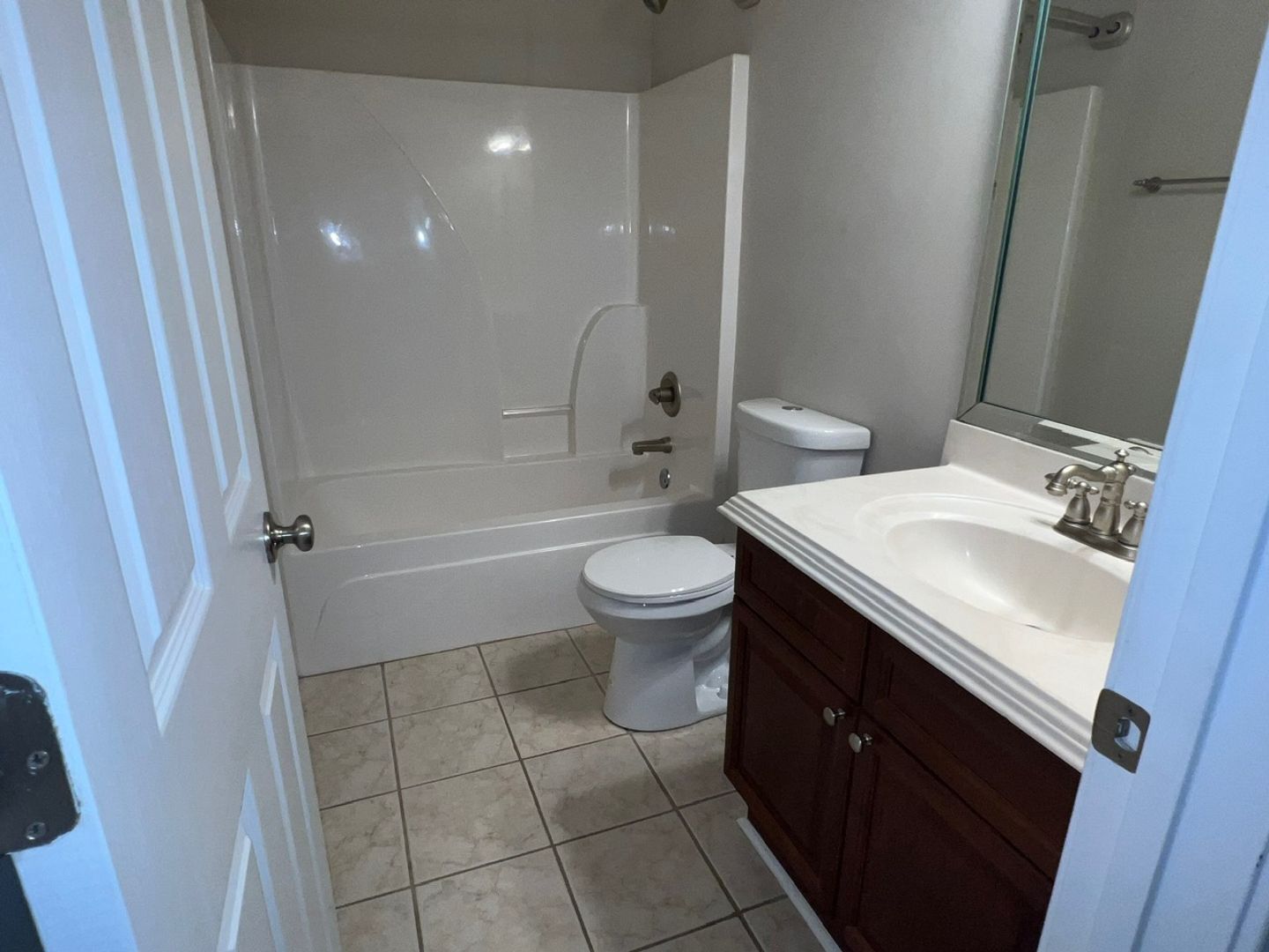 Building Photo - 714 Berry Ln