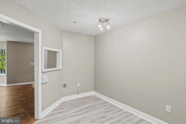 Building Photo - 50 Amberstone Ct