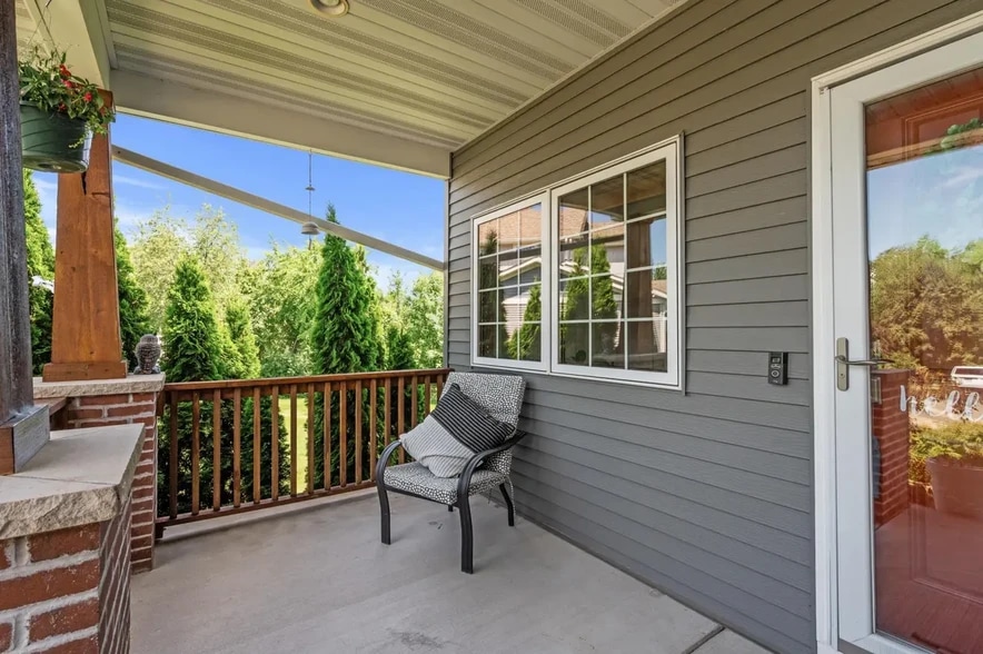 Building Photo - 5265 Fenson Ct N