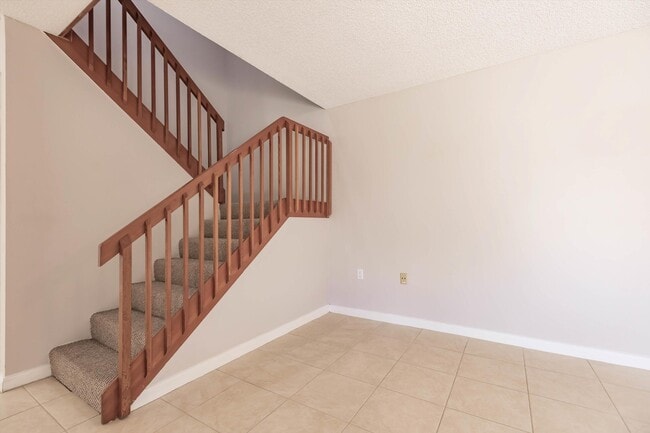 Building Photo - 7719 77th Way