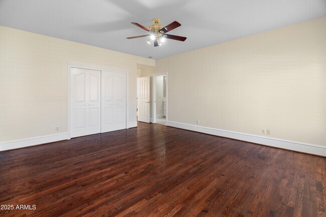 Building Photo - 5820 W Del Lago Cir