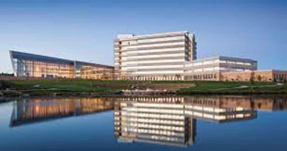 Building Photo - 8350 Cascade Ave