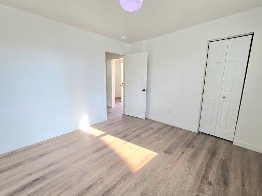 Building Photo - 1356 E 94th St