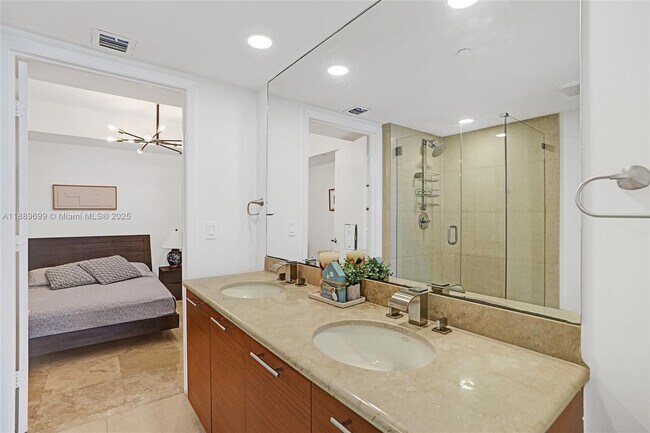 Building Photo - 50 Biscayne Blvd