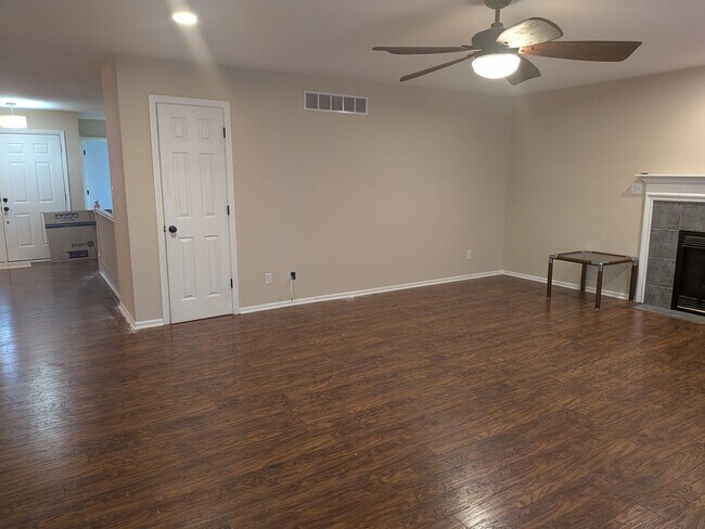 Building Photo - 4108 Cedar Crest Ln