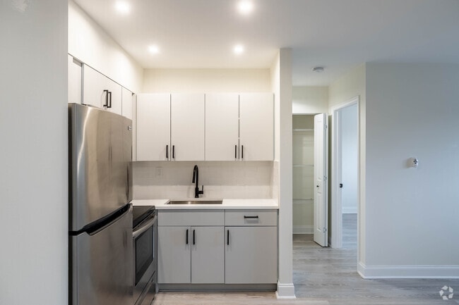 Interior Photo - The Solaire at Las Palmas Village 55+