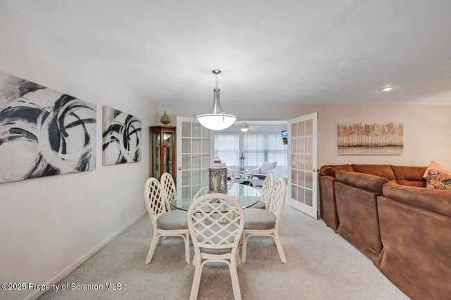 Building Photo - 11 Gilroy St