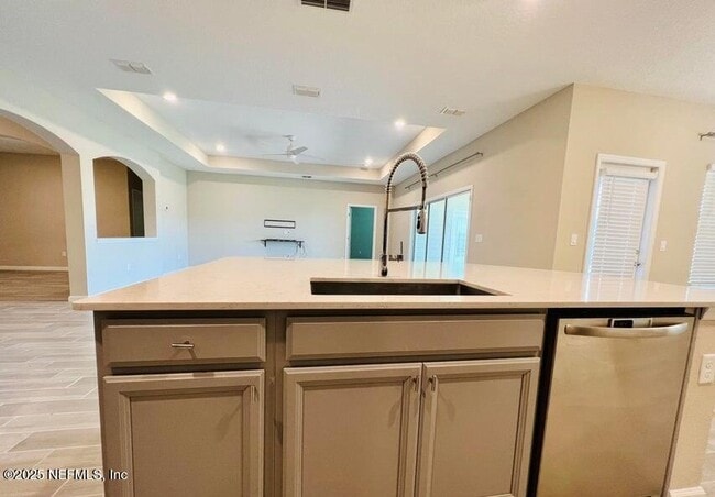 Building Photo - 9627 Lovage Ln