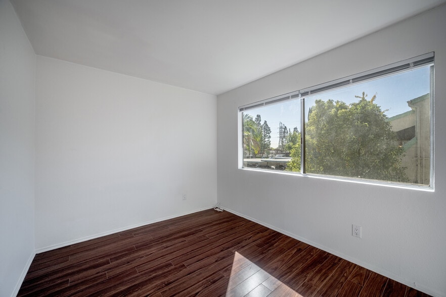 Building Photo - 18504 Mayall St