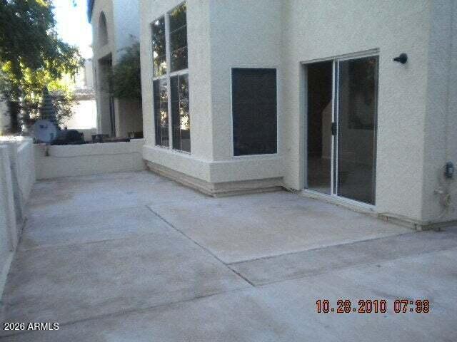 Building Photo - 1125 W Sandy Banks