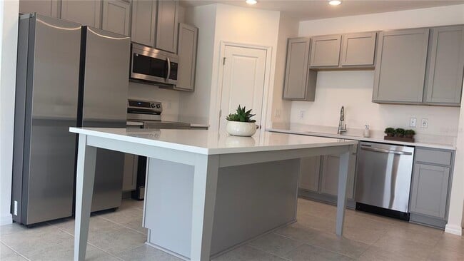 Building Photo - 3879 Academia Ave