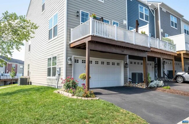 Building Photo - 529 Caddy Aly