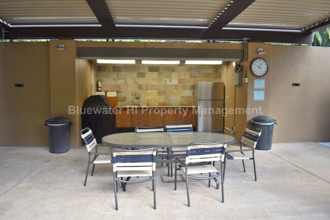 Building Photo - Craigside Furnished 2/2/2 (Nuuanu Area)