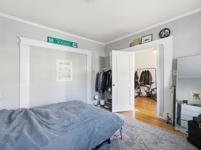 Building Photo - 28 Sunset Rd