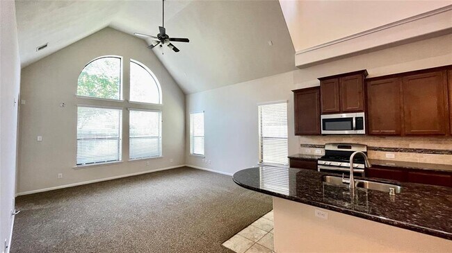 Building Photo - 12430 Tyler Springs Ln