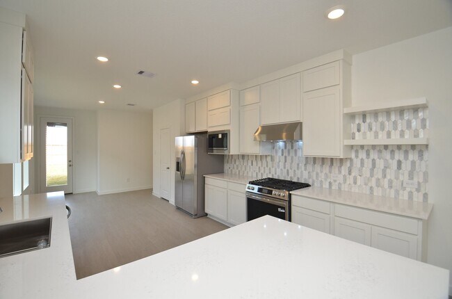 Building Photo - 29046 Bison Hvn Dr