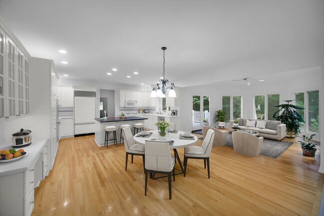 Building Photo - 36W244 Fieldcrest Dr