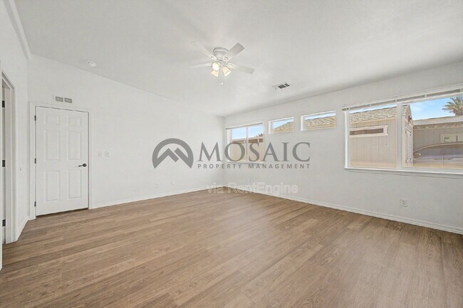 Building Photo - 1625 S 74th St