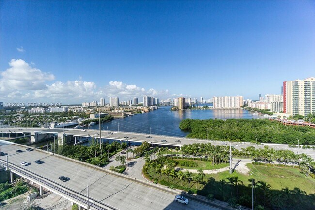 Building Photo - 400 Sunny Isles Blvd