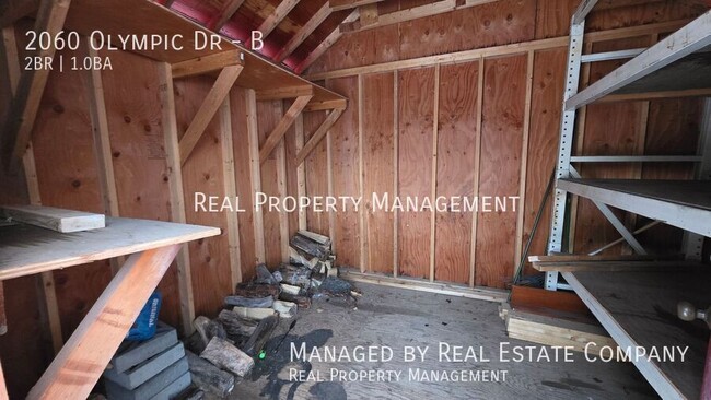 Building Photo - 2060 Olympic Dr