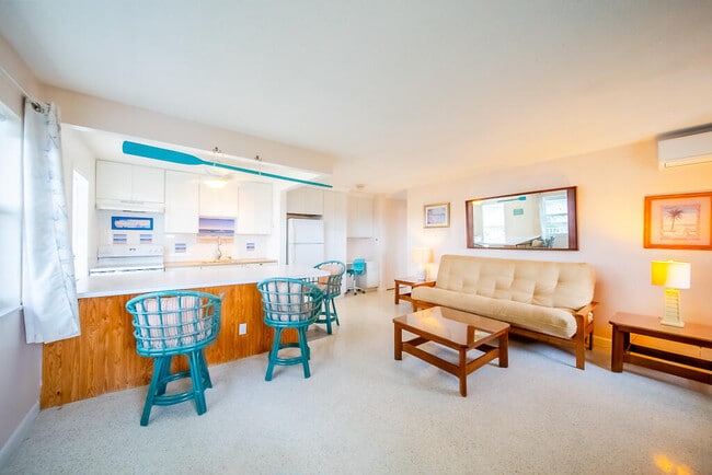 Building Photo - 3600 N Ocean Dr