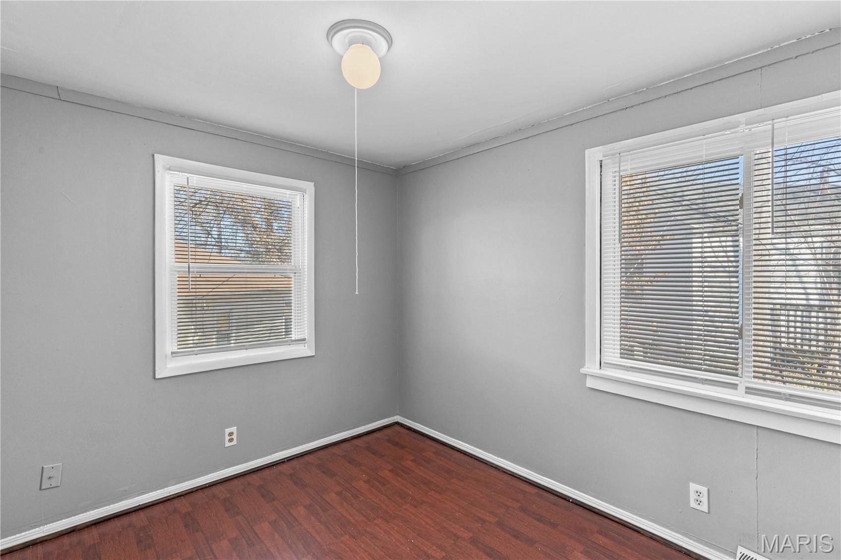 Building Photo - 7471 Sharon Dr