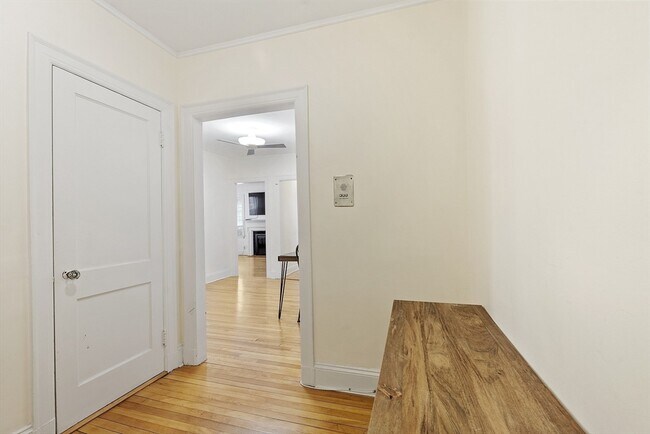 Building Photo - 21 Chauncy St