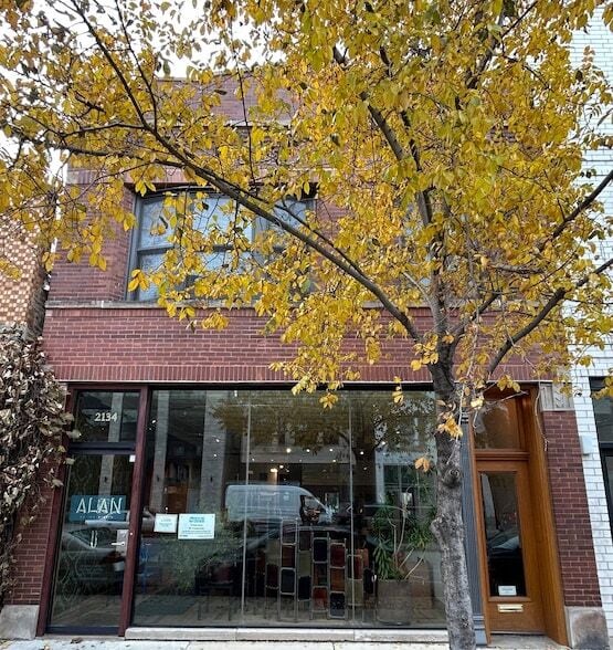 Primary Photo - 2134 N Damen Ave