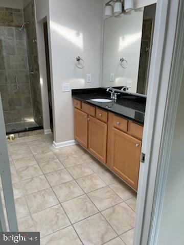 Building Photo - 2693 Maple Ridge Dr