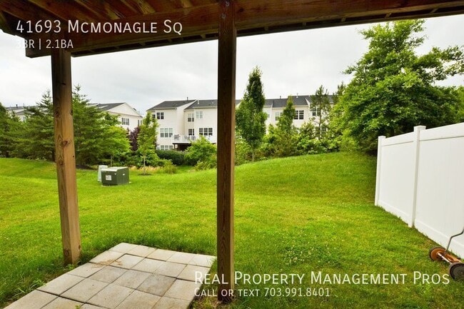 Building Photo - 41693 McMonagle Square