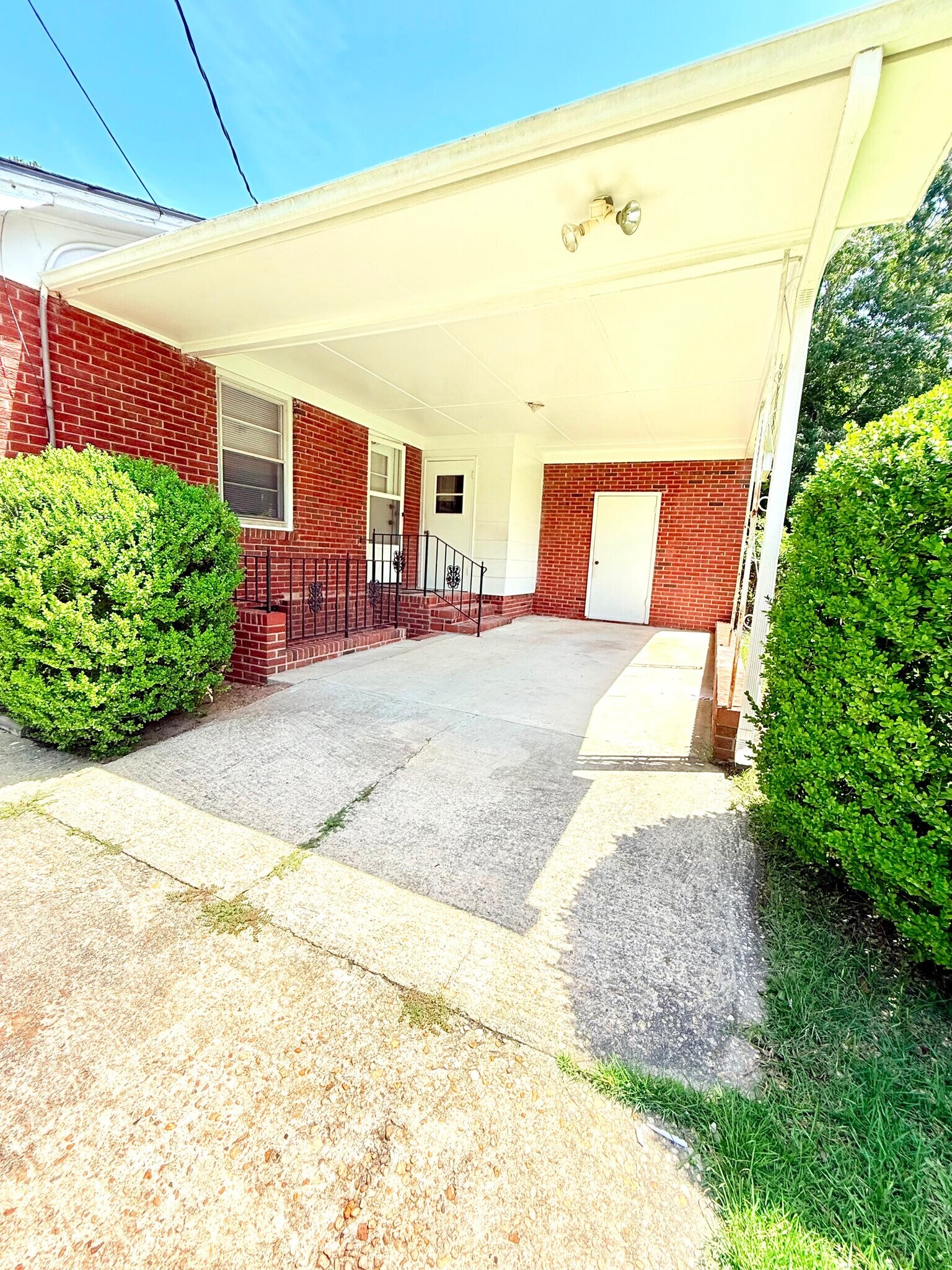 Building Photo - 3130 Bancroft Ave