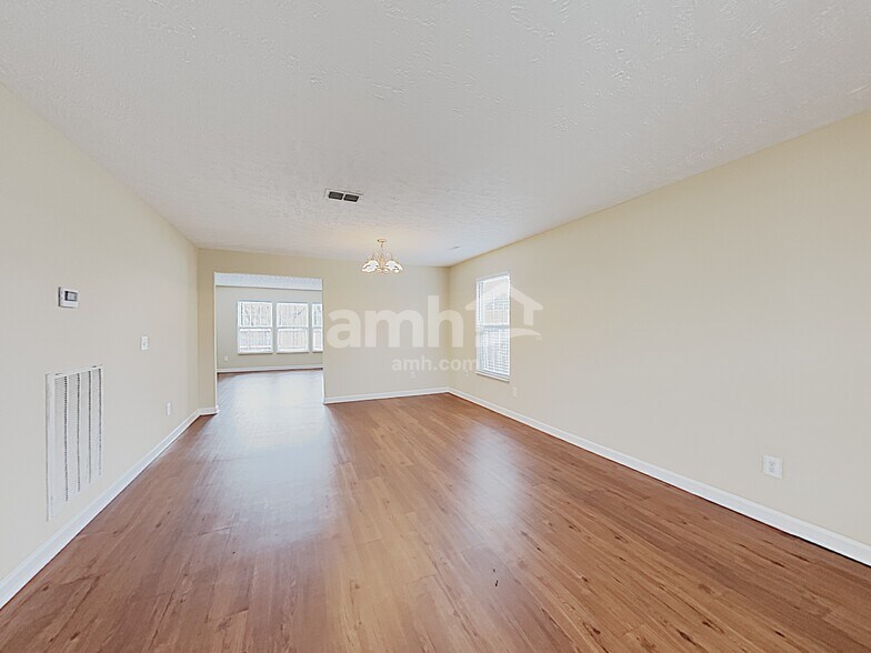 Building Photo - 377 Stewart Springs Dr