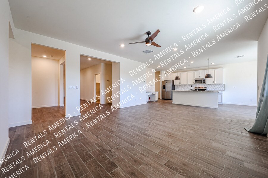 Building Photo - 12557 W Citrus Wy