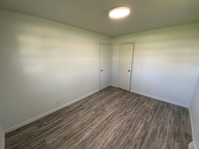 Building Photo - 921 Martin St