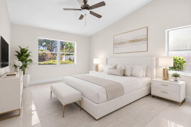 Building Photo - 17194 Ventana Dr